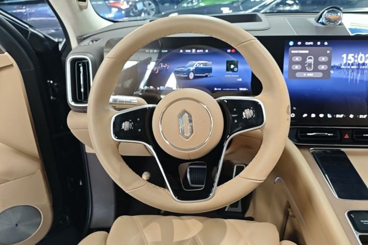 Used Hima AITO M9 2025 Extended-Range Ultra Version 52 kWh 6-Seater Steering Wheel