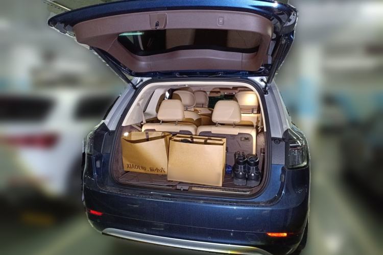 Used Hima AITO M9 2025 All-Electric Max Version 100 kWh 6-Seater Trunk