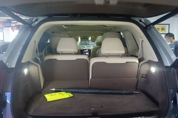 Used Hima AITO M9 2025 Extended-Range Ultra Version 52 kWh 6-Seater Trunk