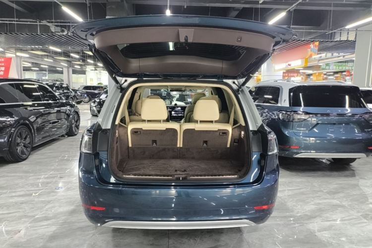 Used Hima AITO M9 2025 Extended-Range Ultra Version 52 kWh 6-Seater Trunk