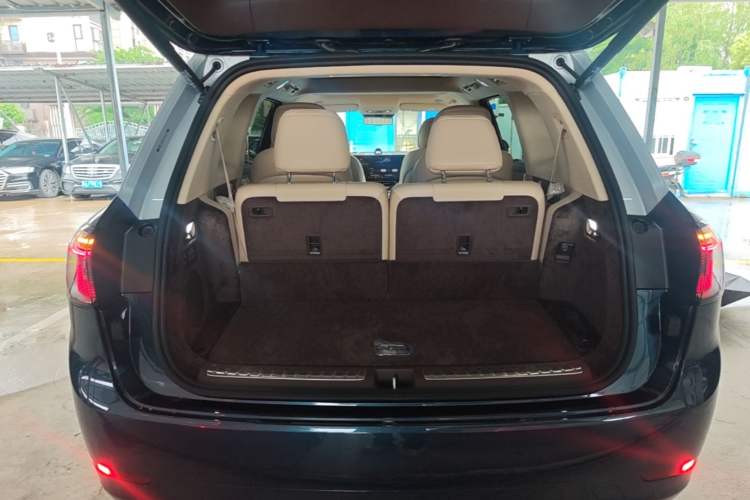 Used Hima AITO M9 2025 Extended-Range Ultra Version 52 kWh 6-Seater Trunk