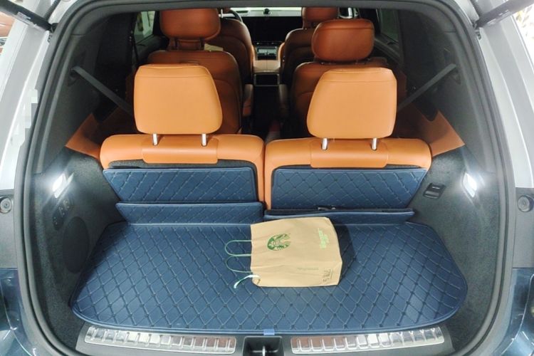 Used Hima AITO M9 2025 Extended-Range Ultra Version 52 kWh 6-Seater Trunk
