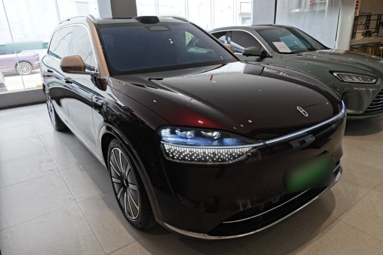 Used Hima AITO M9 2025 Extended-Range Max Version 52 kWh 5-Seater Edition Front Right 45 Deg