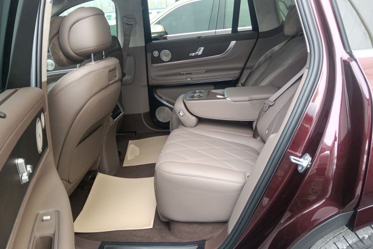 Used Hima AITO M9 2025 Extended-Range Ultra Version 52 kWh 5-Seater Edition Left Rear Seat