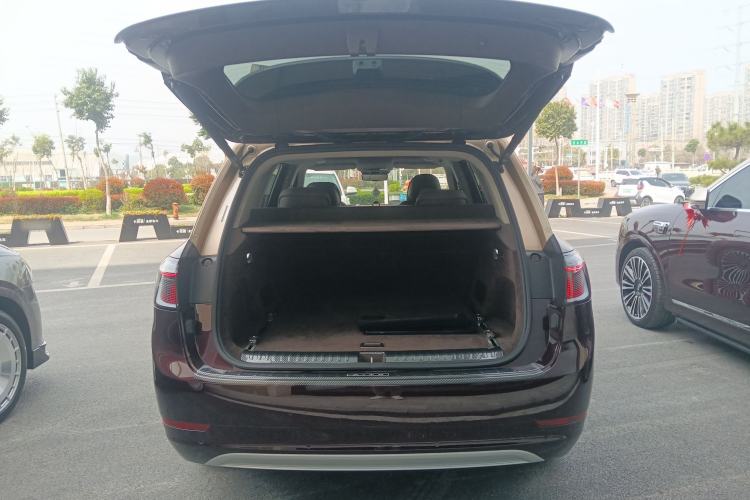 Used Hima AITO M9 2025 Extended-Range Ultra Version 52 kWh 5-Seater Edition Trunk