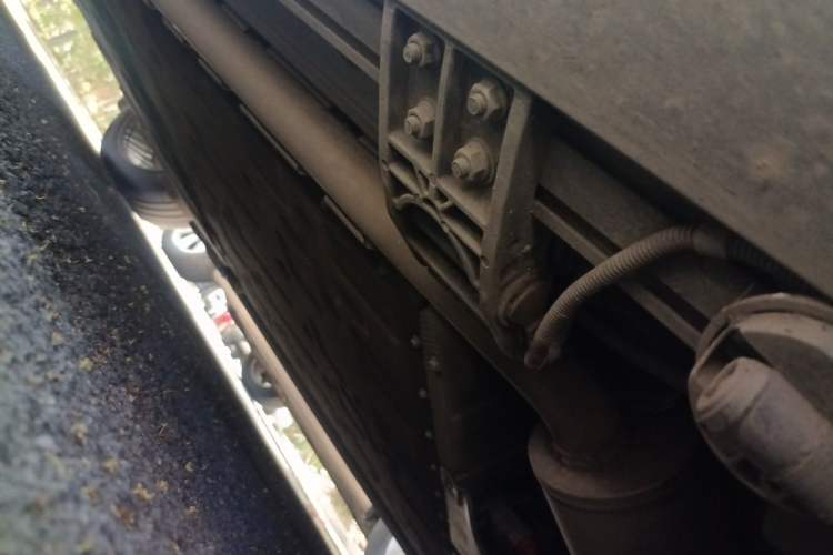 Used Hima AITO M9 2025 Extended-Range Ultra Version 52 kWh 6-Seater Chassis Front Right