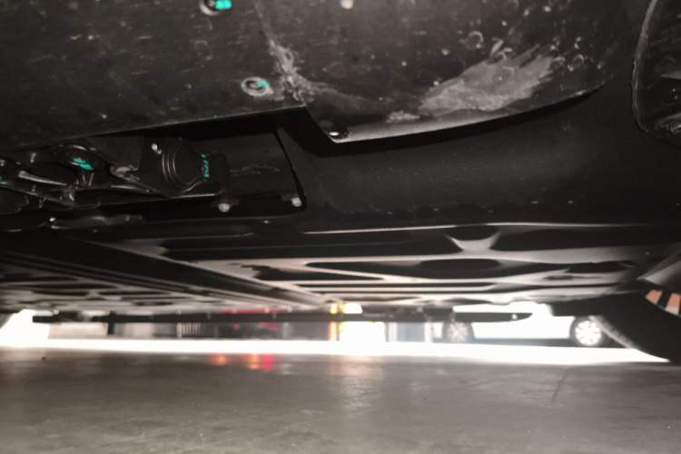 Used Hima AITO M9 2025 Extended-Range Ultra Version 52 kWh 6-Seater Chassis Rear Left