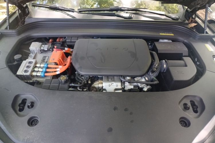 Used Hima AITO M9 2025 Extended-Range Ultra Version 52 kWh 6-Seater Engine Bay