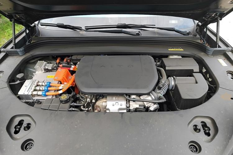 Used Hima AITO M9 2025 Extended-Range Ultra Version 52 kWh 6-Seater Engine Bay