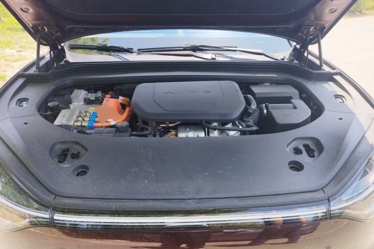 Used Hima AITO M9 2025 Extended-Range Ultra Version 52 kWh 6-Seater Engine Bay