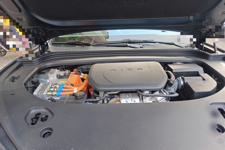 Used Hima AITO M9 2025 Extended-Range Ultra Version 52 kWh 6-Seater Engine Bay