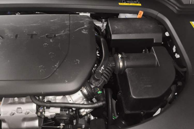 Used Hima AITO M9 2025 Extended-Range Ultra Version 52 kWh 6-Seater Engine Bay Left
