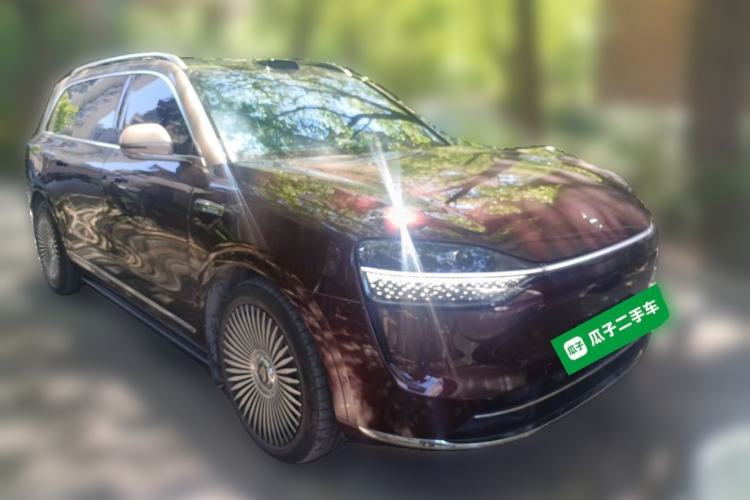 Used Hima AITO M9 2025 Extended-Range Ultra Version 52 kWh 6-Seater Front Right 45 Deg