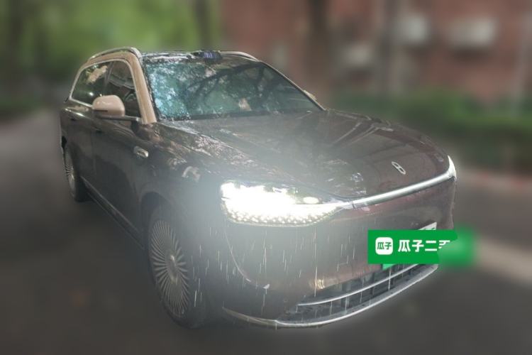 Used Hima AITO M9 2025 Extended-Range Ultra Version 52 kWh 6-Seater Front Right 45 Deg