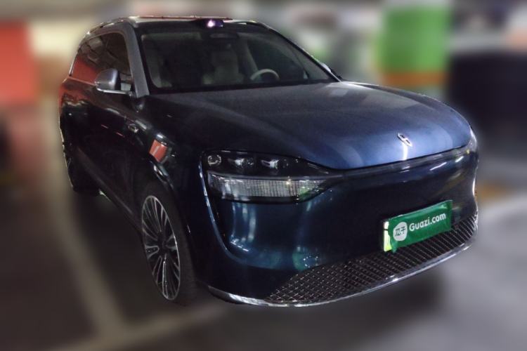 Used Hima AITO M9 2025 All-Electric Ultra Version 100 kWh 5-Seater Model Front Right 45 Deg