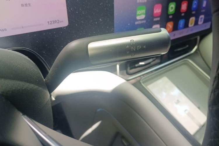 Used Hima AITO M9 2025 Extended-Range Ultra Version 52 kWh 6-Seater Gear Lever