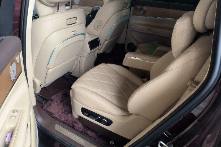 Used Hima AITO M9 2025 Extended-Range Ultra Version 52 kWh 6-Seater Left Rear Seat