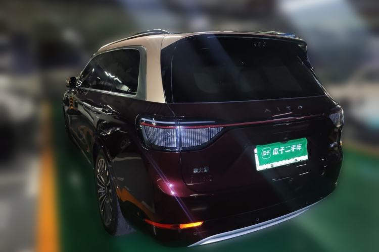 Used Hima AITO M9 2025 Extended-Range Ultra Version 52 kWh 6-Seater Rear Left 45 Deg