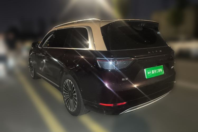 Used Hima AITO M9 2025 Extended-Range Ultra Version 52 kWh 5-Seater Edition Rear Left 45 Deg