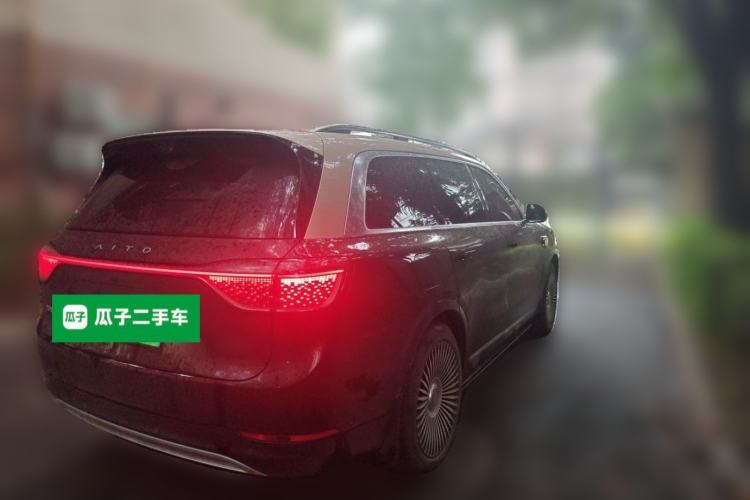 Used Hima AITO M9 2025 Extended-Range Ultra Version 52 kWh 6-Seater Rear Right 45 Deg