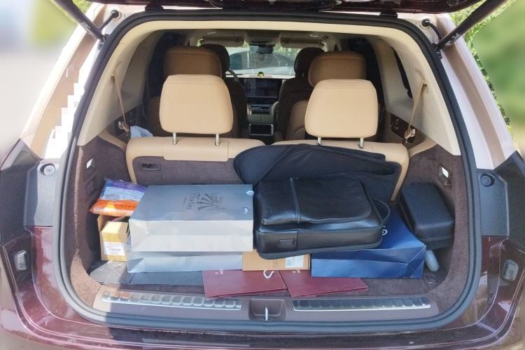 Used Hima AITO M9 2025 Extended-Range Ultra Version 52 kWh 6-Seater Trunk