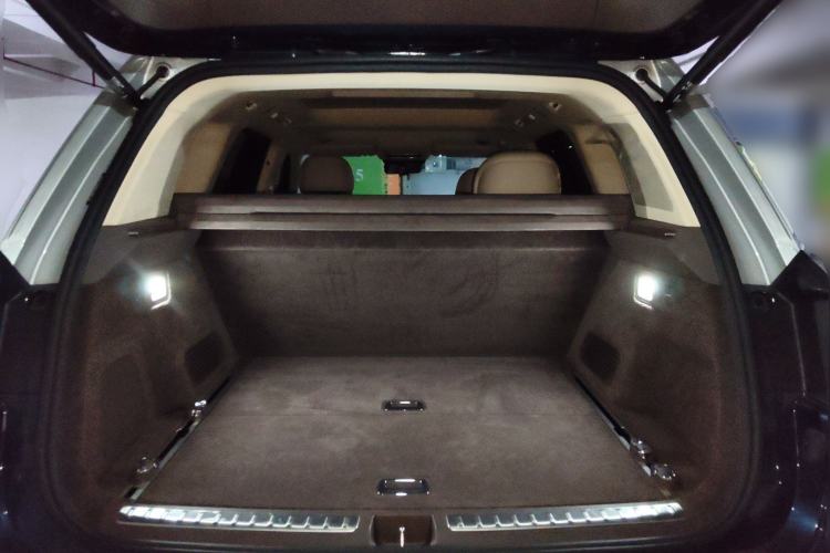 Used Hima AITO M9 2025 All-Electric Ultra Version 100 kWh 5-Seater Model Trunk