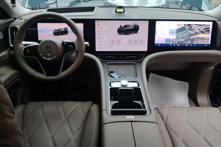 Used Hima AITO M9 2025 Extended-Range Ultra Version 52 kWh 5-Seater Edition Center Console