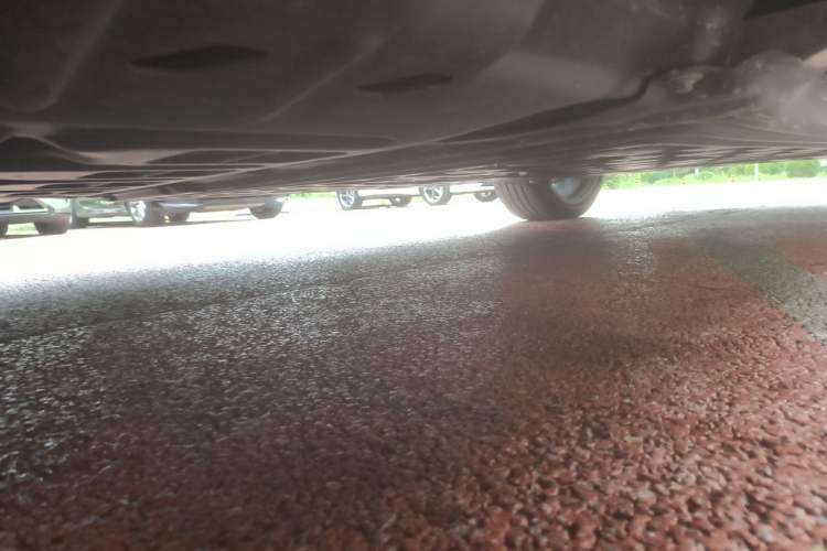 Used Hima AITO M9 2025 Extended-Range Ultra Version 52 kWh 6-Seater Chassis Front Left