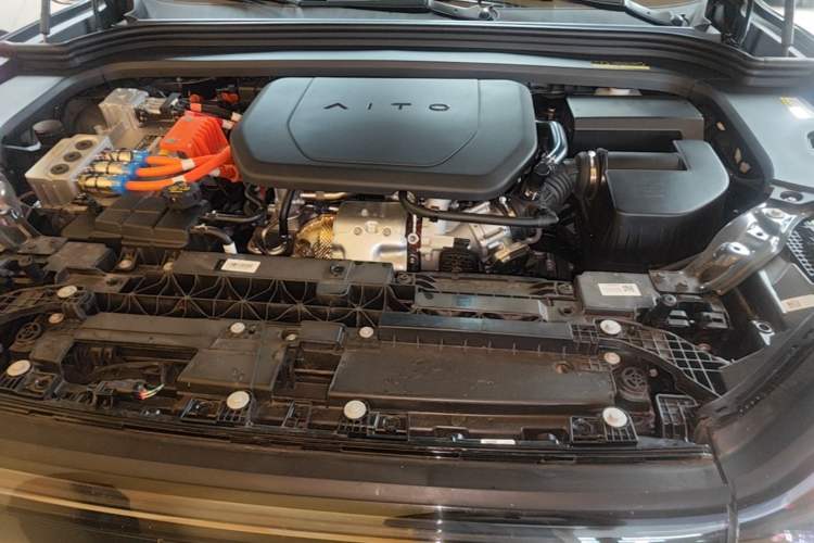 Used Hima AITO M9 2025 Extended-Range Max Version 52 kWh 6-Seater Edition Engine Bay