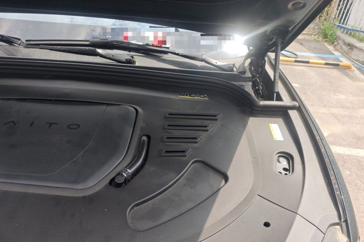 Used Hima AITO M9 2025 Extended-Range Ultra Version 52 kWh 5-Seater Edition Engine Bay Left