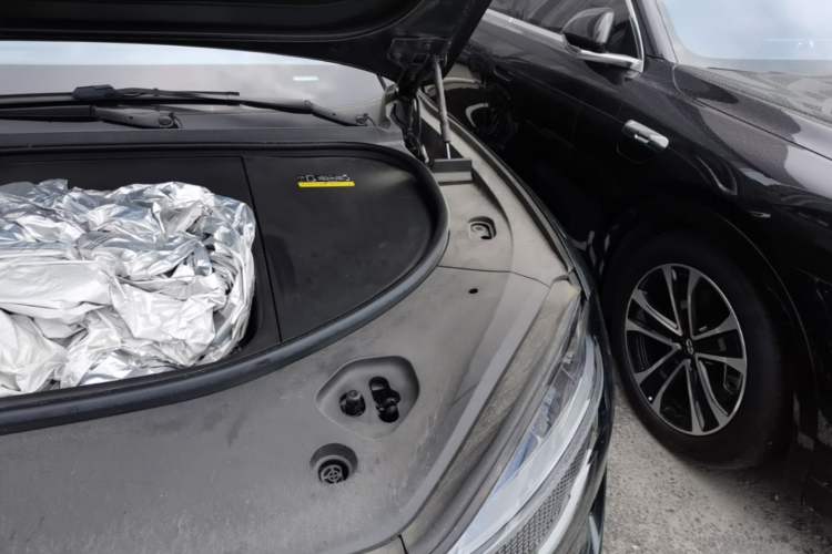 Used Hima AITO M9 2025 Pure Electric Ultra Version 100 kWh 6-Seater Model Engine Bay Left