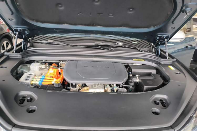 Used Hima AITO M9 2025 Extended-Range Ultra Version 52 kWh 5-Seater Edition Engine Bay