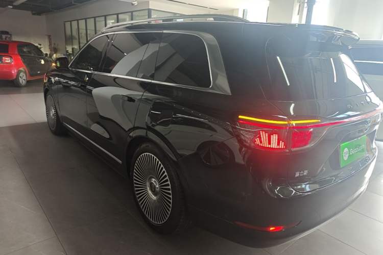 Used Hima AITO M9 2025 Extended-Range Ultra Version 52 kWh 6-Seater Exterior 2