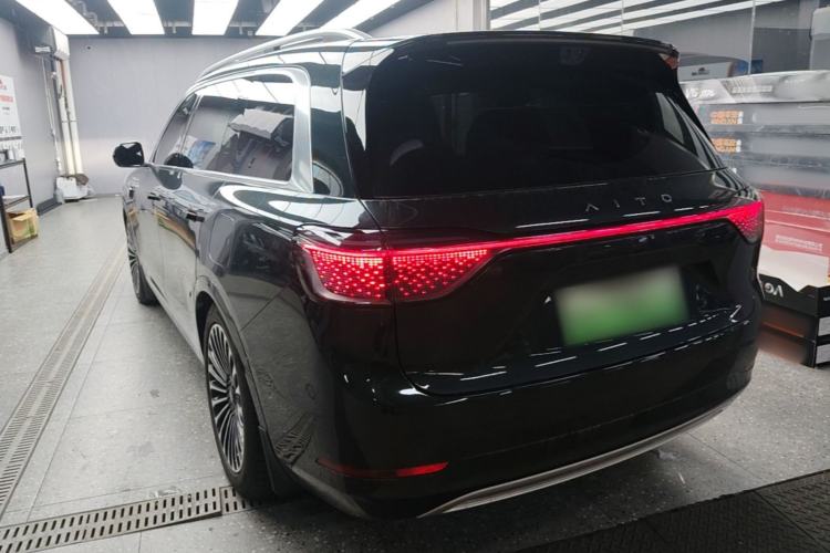 Used Hima AITO M9 2025 Extended-Range Ultra Version 52 kWh 5-Seater Edition Exterior 2