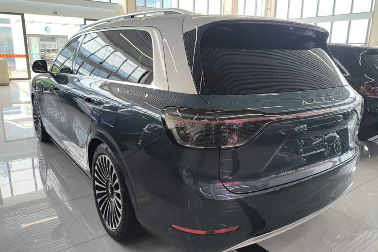 Used Hima AITO M9 2025 Extended-Range Ultra Version 52 kWh 5-Seater Edition Exterior 2