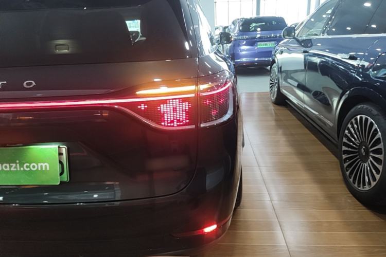 Used Hima AITO M9 2025 Pure Electric Ultra Version 100 kWh 6-Seater Model Exterior 3