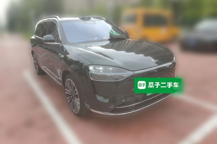 Used Hima AITO M9 2025 Extended-Range Ultra Version 52 kWh 6-Seater Front Right 45 Deg