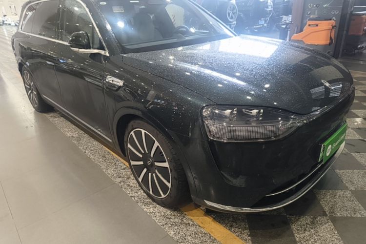 Used Hima AITO M9 2025 Extended-Range Ultra Version 52 kWh 6-Seater Front Right 45 Deg