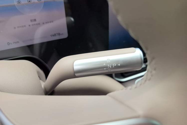 Used Hima AITO M9 2025 Extended-Range Ultra Version 52 kWh 5-Seater Edition Gear Lever