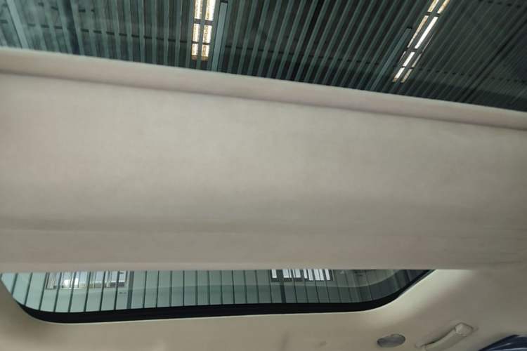 Used Hima AITO M9 2025 Extended-Range Ultra Version 52 kWh 6-Seater Headliner