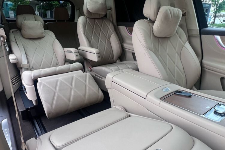 Used Hima AITO M9 2025 Pure Electric Ultra Version 100 kWh 6-Seater Model Interior 1