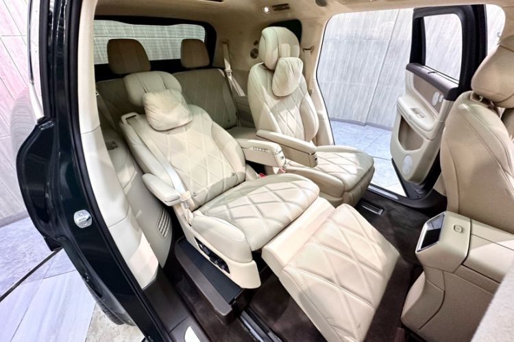 Used Hima AITO M9 2025 Pure Electric Ultra Version 100 kWh 6-Seater Model Interior 10