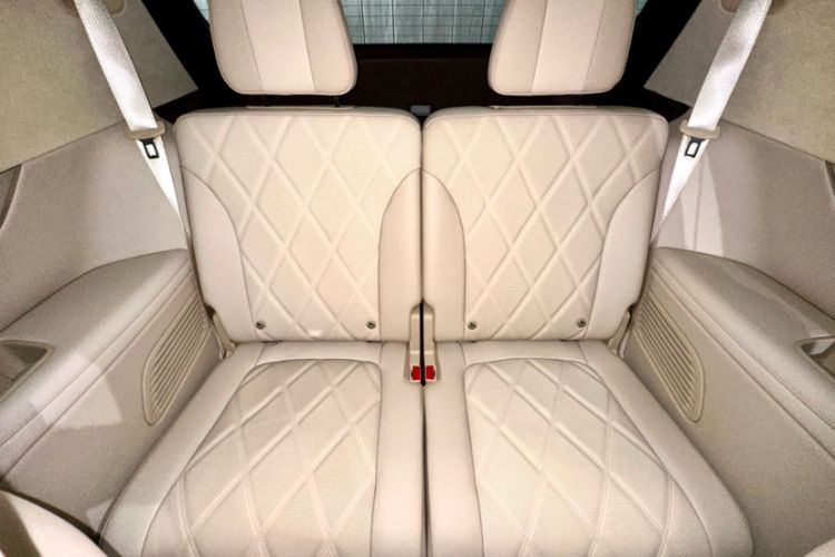 Used Hima AITO M9 2025 Pure Electric Ultra Version 100 kWh 6-Seater Model Interior 5