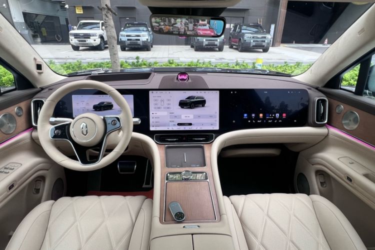 Used Hima AITO M9 2025 Pure Electric Ultra Version 100 kWh 6-Seater Model Interior 7