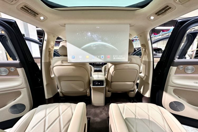 Used Hima AITO M9 2025 Pure Electric Ultra Version 100 kWh 6-Seater Model Interior 7