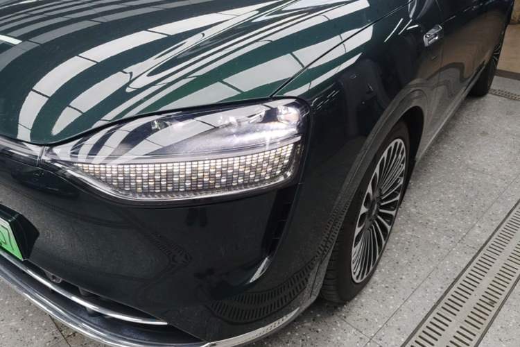 Used Hima AITO M9 2025 Extended-Range Ultra Version 52 kWh 5-Seater Edition Left Front Headlight
