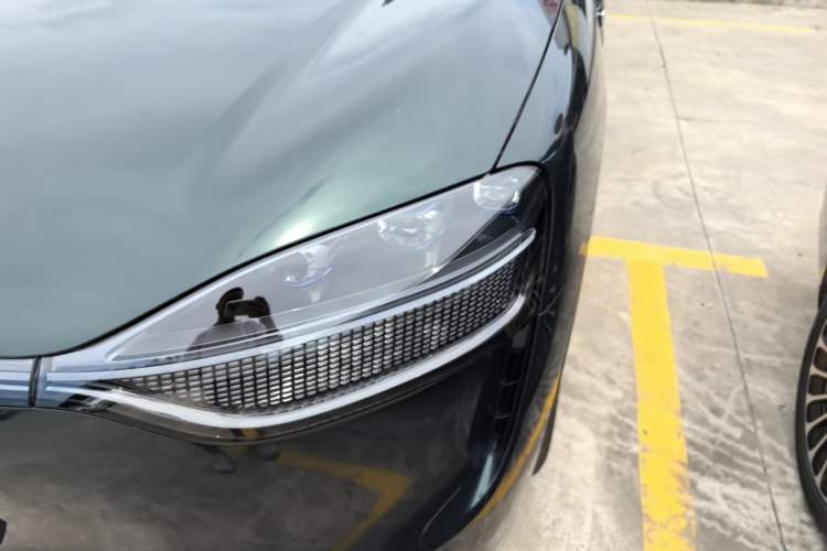 Used Hima AITO M9 2025 Extended-Range Ultra Version 52 kWh 5-Seater Edition Left Front Headlight