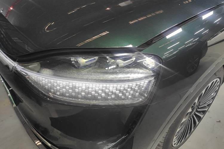 Used Hima AITO M9 2025 Extended-Range Ultra Version 52 kWh 6-Seater Left Front Headlight