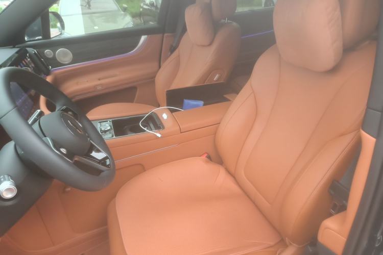 Used Hima AITO M9 2025 Extended-Range Ultra Version 52 kWh 6-Seater Left Front Seat