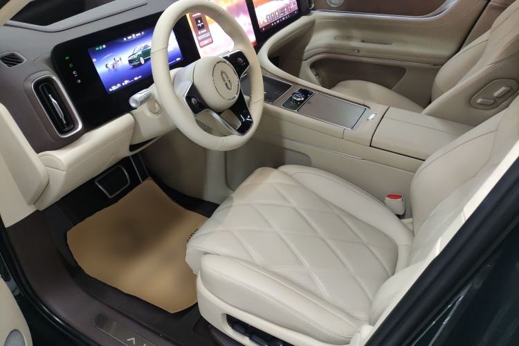 Used Hima AITO M9 2025 Extended-Range Ultra Version 52 kWh 6-Seater Left Front Seat